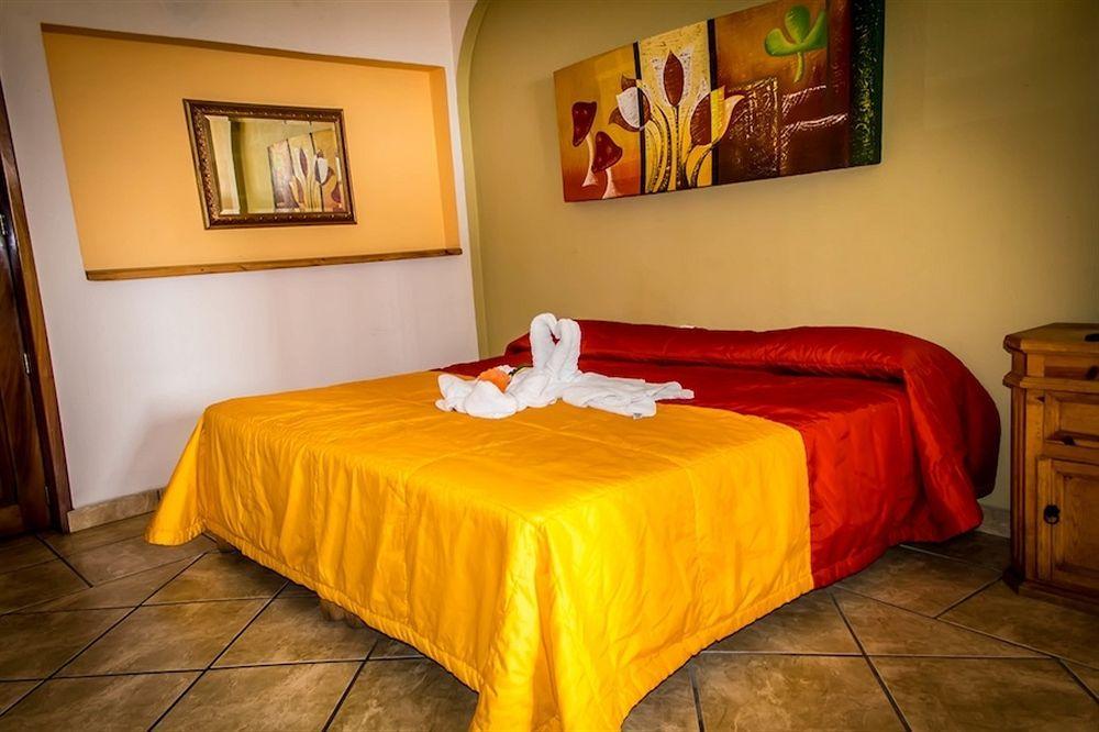 Paloma Del Mar (Adults Only) Hotel Пуерто Валярта Екстериор снимка